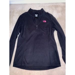 North face breast cancer pull over 1/4 zip size M